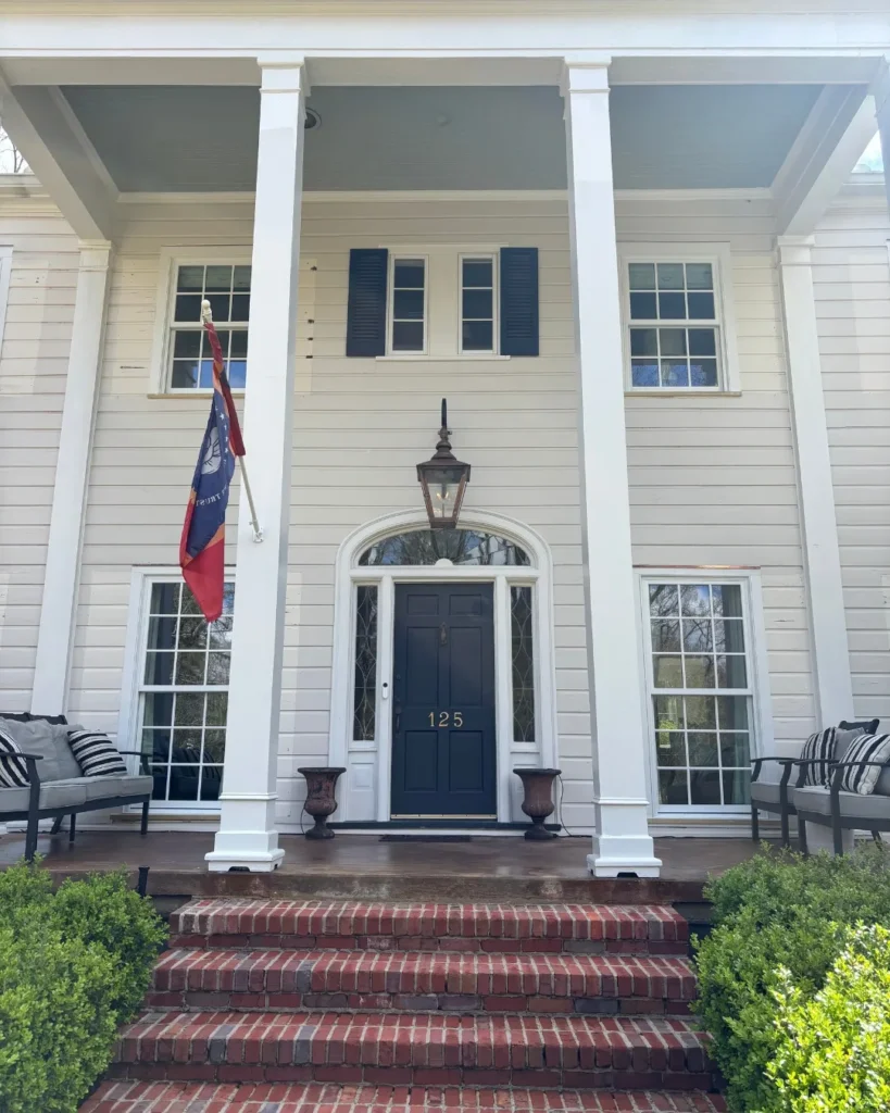 House washed in Jackson, MS.